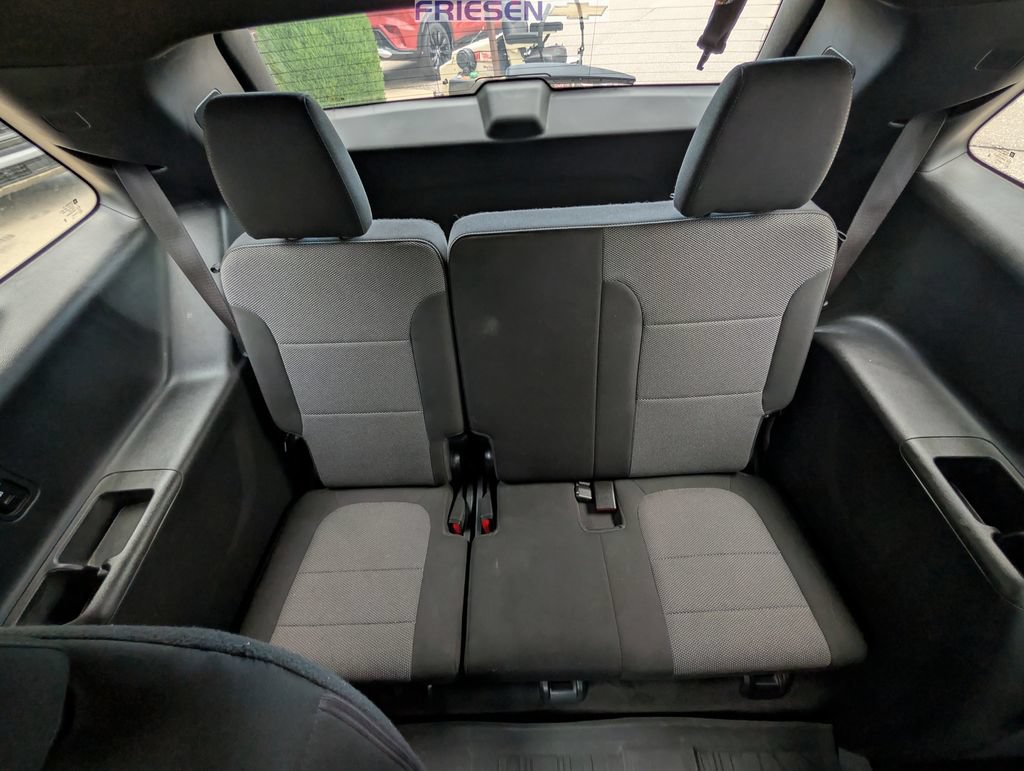 Used 2023 Chevrolet Traverse LT w/ LPO, Floor Liner Package AWD/4WD image 20