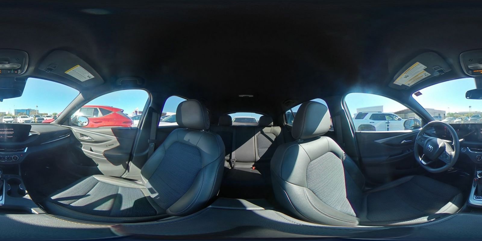 Used 2025 Buick Envista Preferred image 42