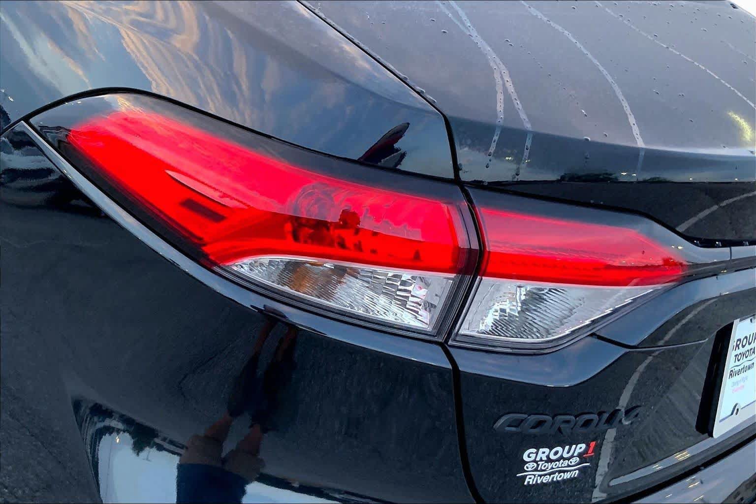 Used 2024 Toyota Corolla LE FWD image 25