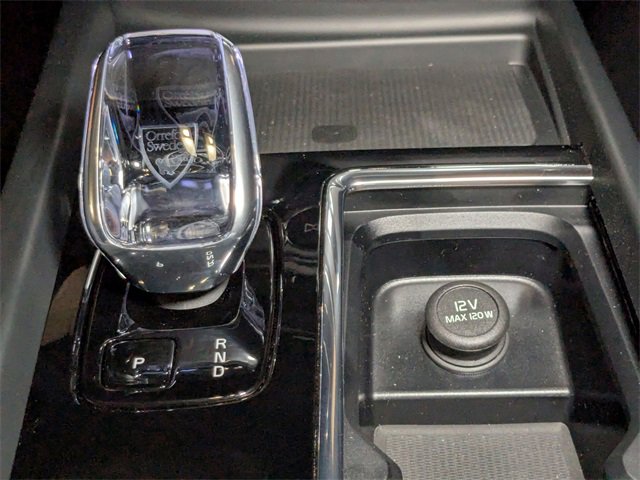 New 2026 Volvo XC60 B5 Ultra w/ Climate Package PRO image 24