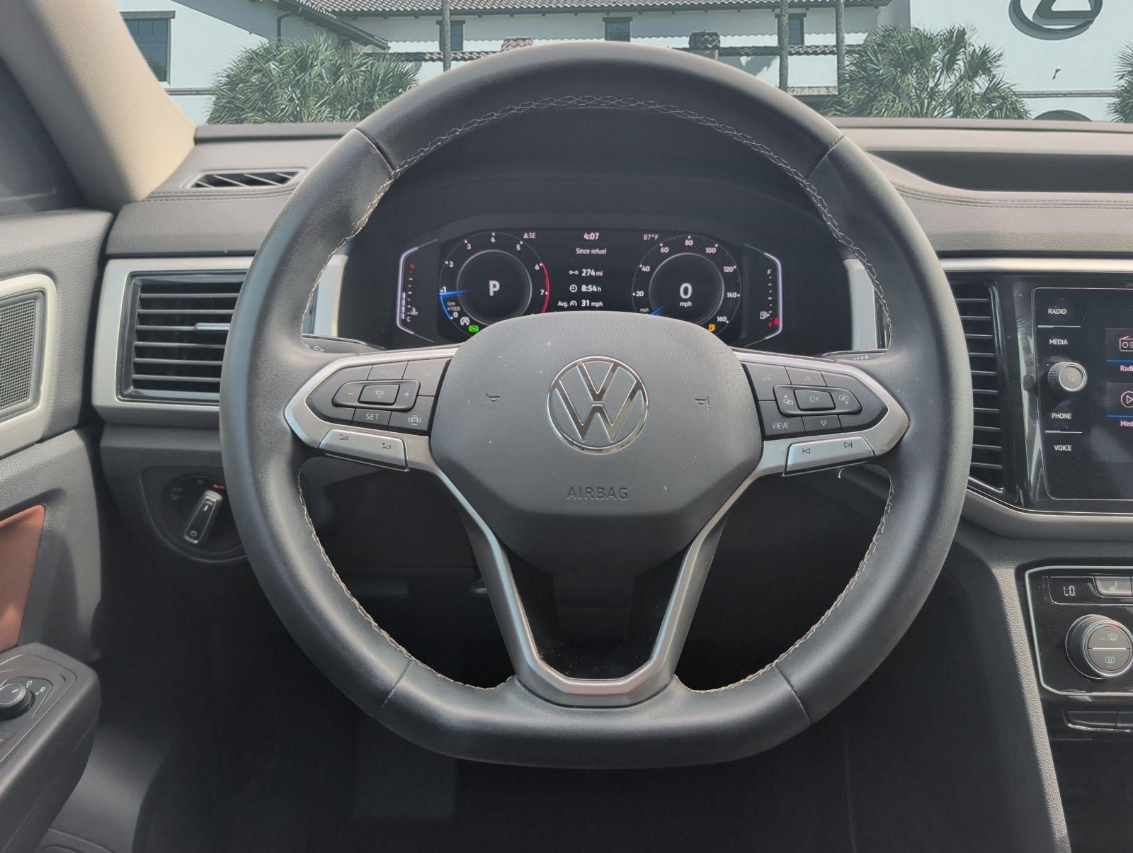 Used 2023 Volkswagen Atlas SE w/ Panoramic Sunroof Package FWD image 13