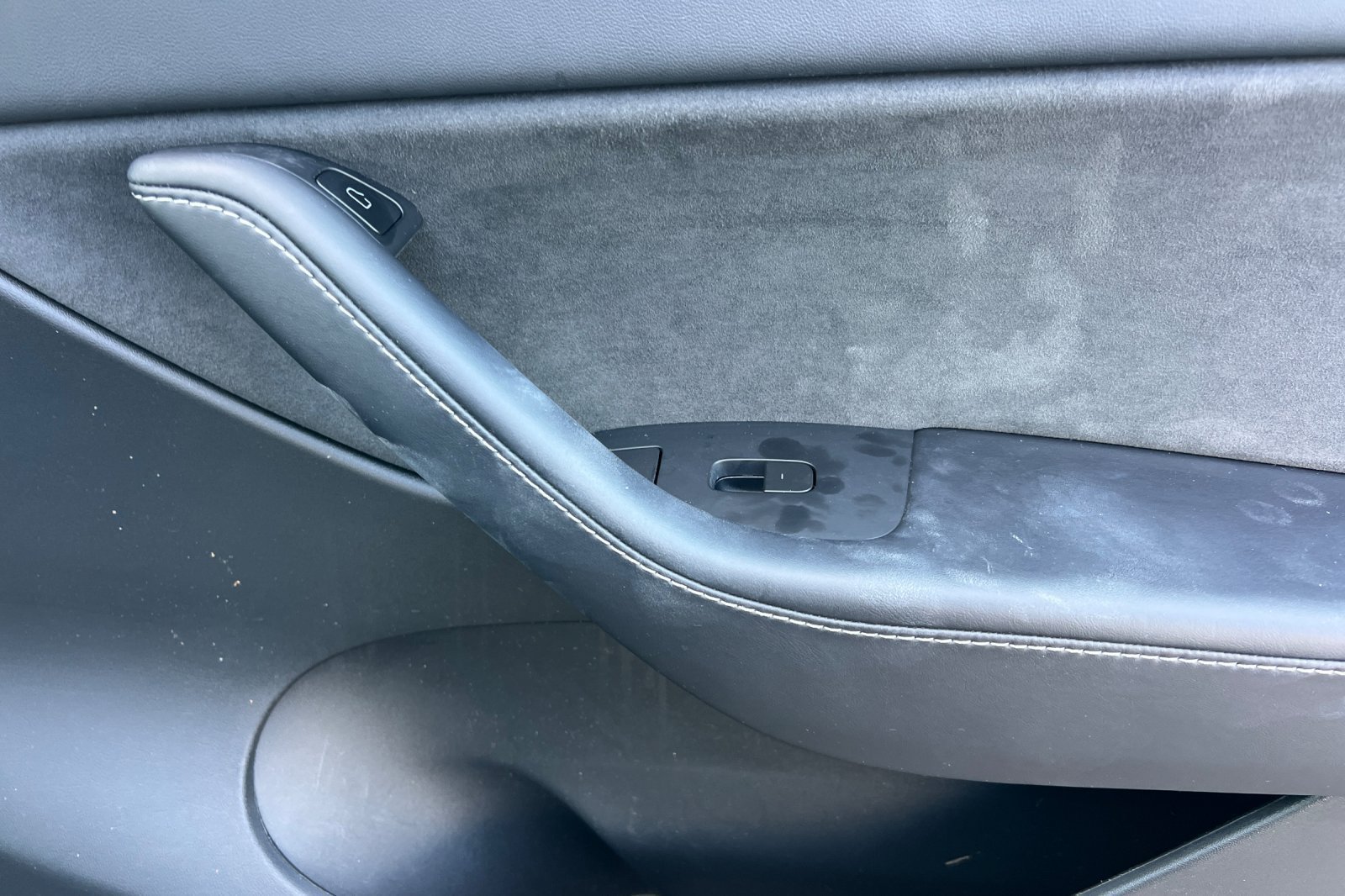 Used 2022 Tesla Model Y Long Range AWD/4WD image 21