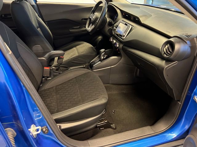 Used 2022 Nissan Kicks S FWD image 10