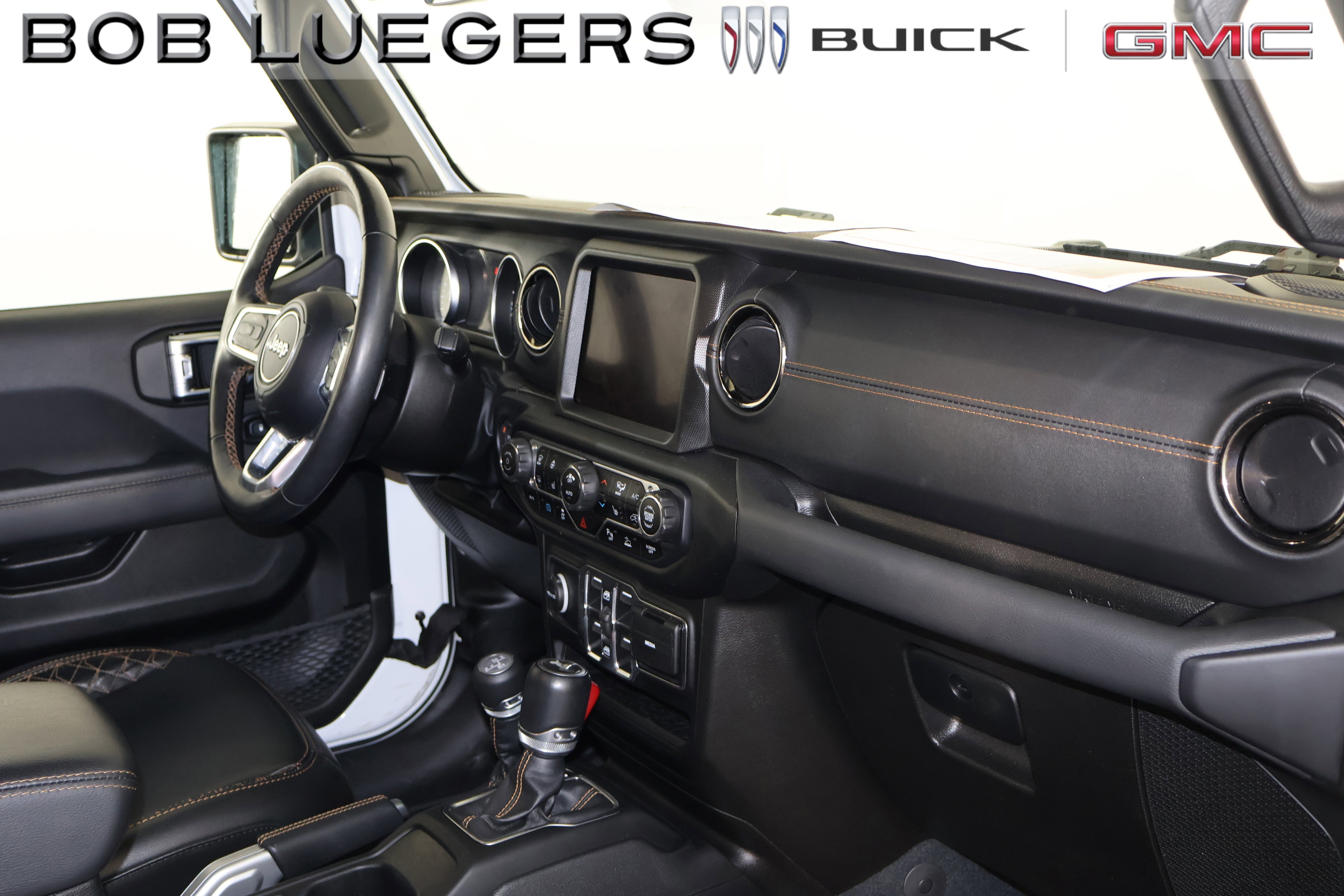 Used 2022 Jeep Wrangler Unlimited Sahara image 18