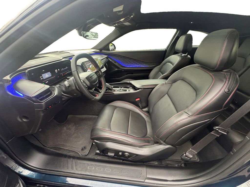 Used 2024 Dodge Charger R/T w/ Plus Group image 10