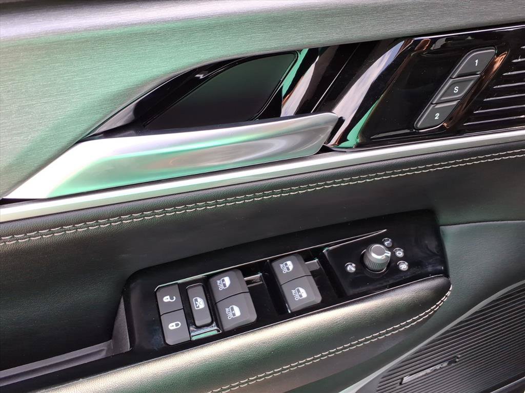 New 2026 Jeep Grand Wagoneer Limited w/ 8-Passenger Seating Package AWD/4WD image 21
