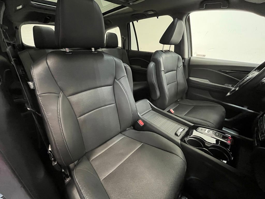 Used 2022 Honda Pilot Elite image 12