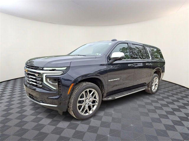 New 2026 Chevrolet Suburban Premier image 2