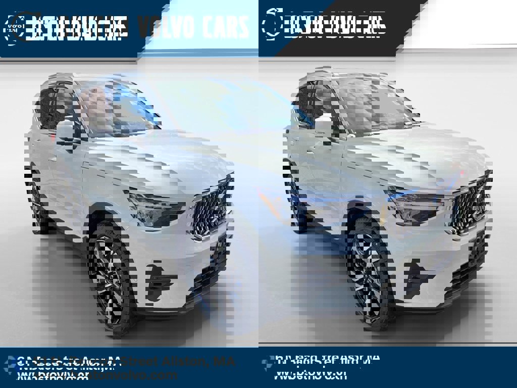 New 2025 Volvo XC40 B5 Plus w/ Climate Package image 1