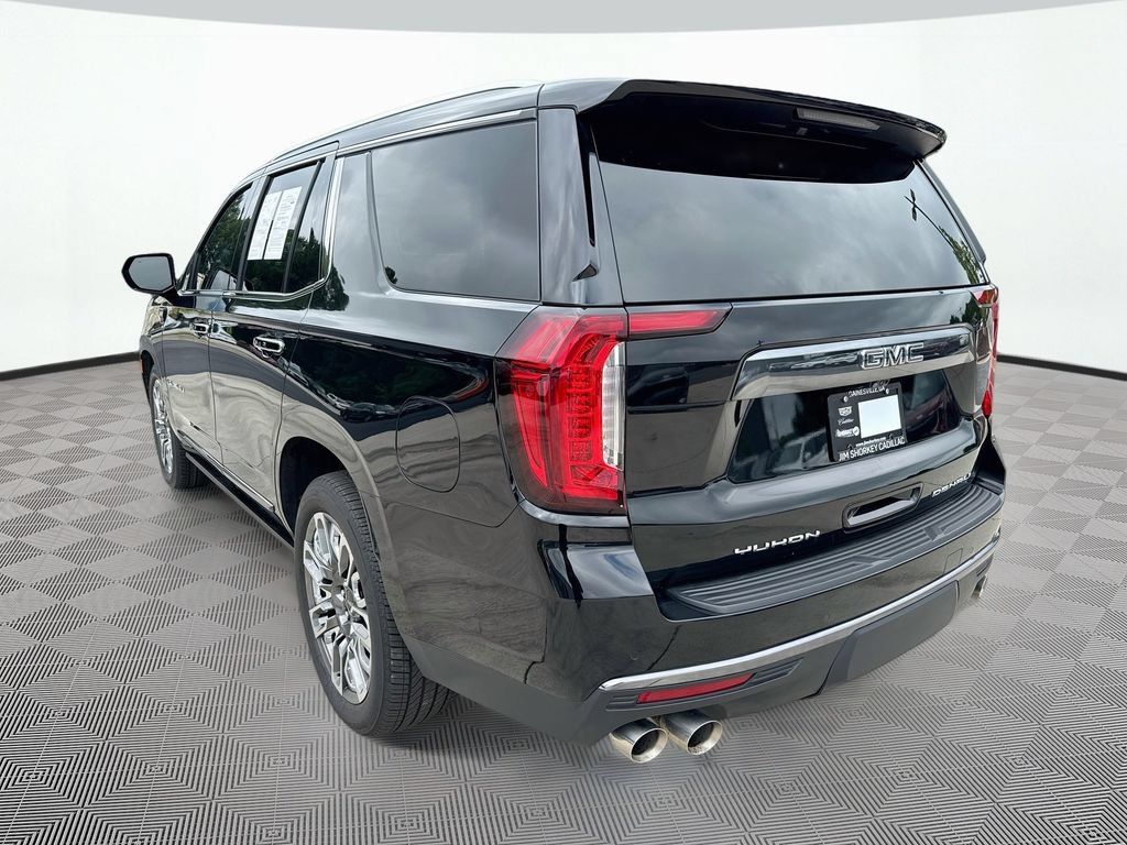 Used 2024 GMC Yukon Denali Ultimate w/ LPO, Floor Liner Package AWD/4WD image 8