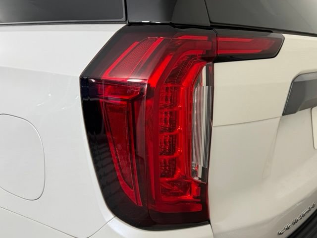 Used 2023 GMC Yukon Denali Ultimate AWD/4WD image 14