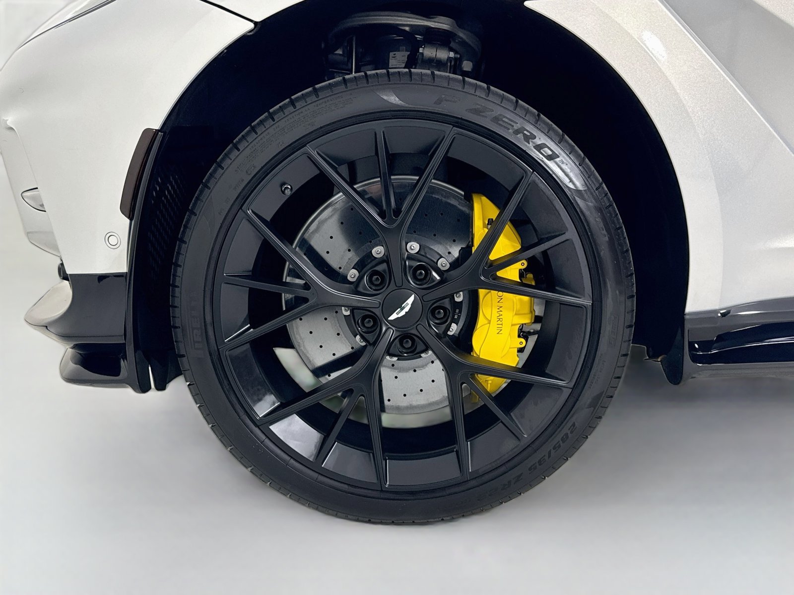 Used 2026 Aston Martin DBX 707 AWD/4WD image 10