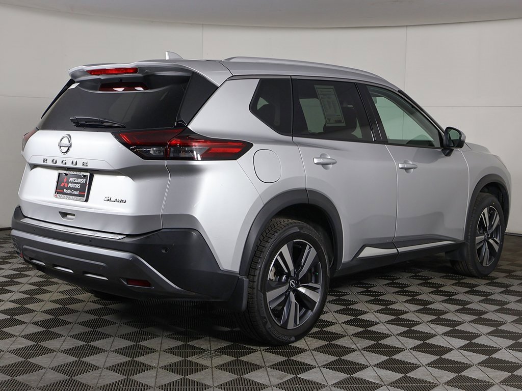 Used 2022 Nissan Rogue SL image 10
