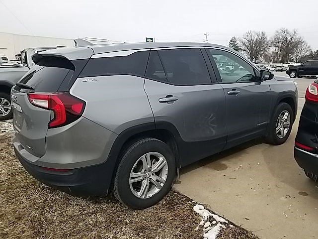 Certified 2024 GMC Terrain SLE image 25