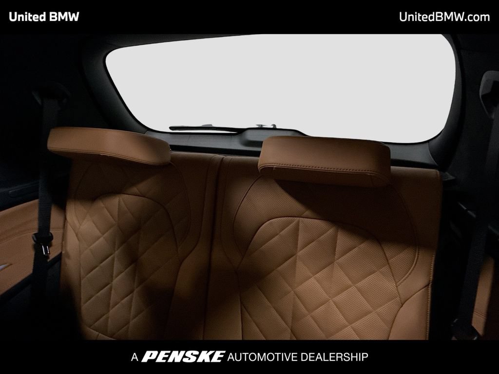New 2027 BMW X7 xDrive40i w/ M Sport Package AWD/4WD image 21