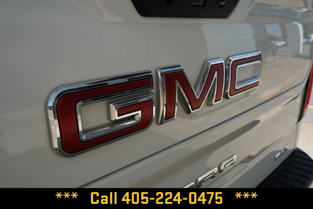 Used 2025 GMC Sierra 1500 SLT AWD/4WD image 5