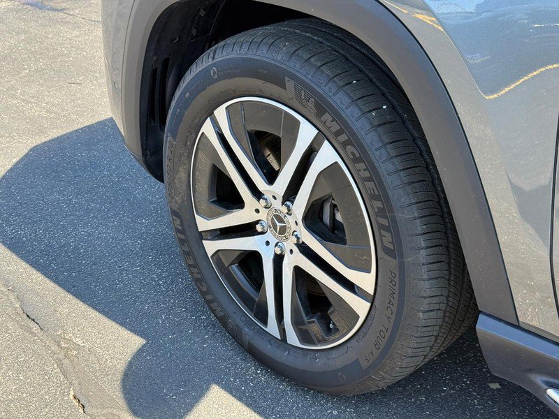 Used 2023 Mercedes-Benz GLS 450 4MATIC image 16