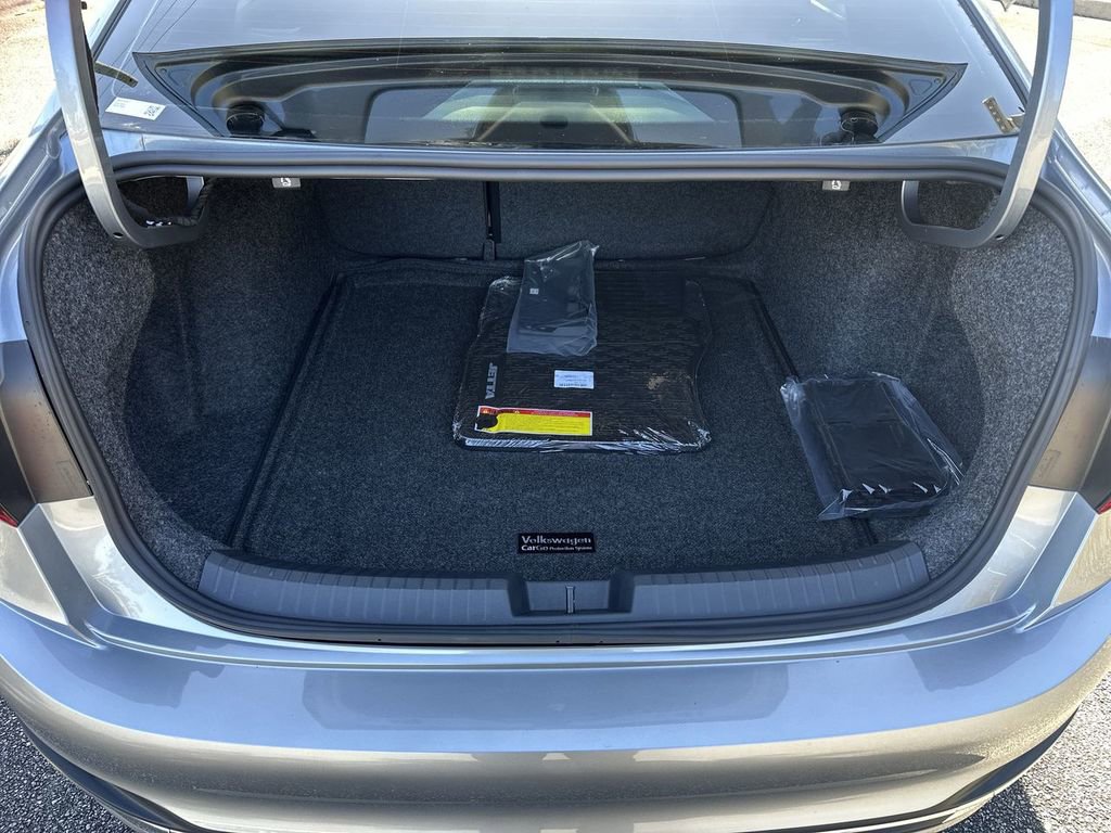 New 2026 Volkswagen Jetta SEL image 24