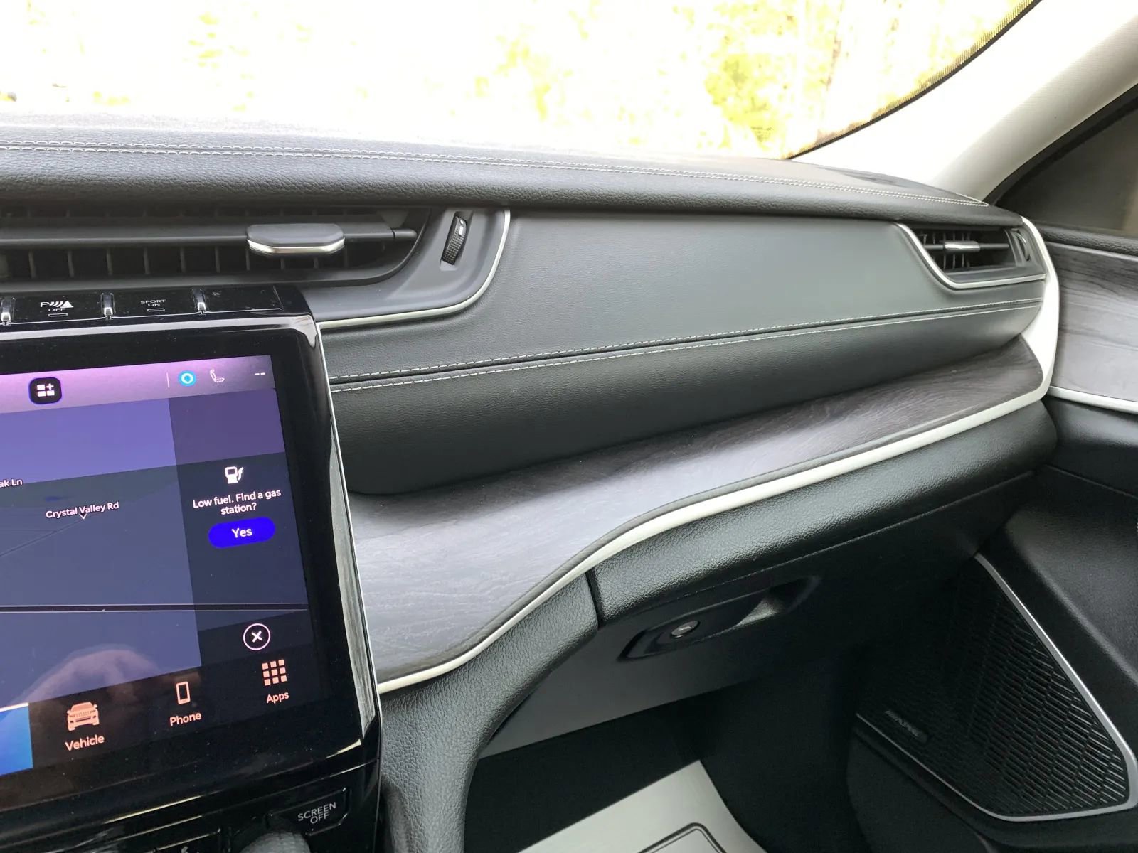 Used 2021 Jeep Grand Cherokee L Limited RWD image 17