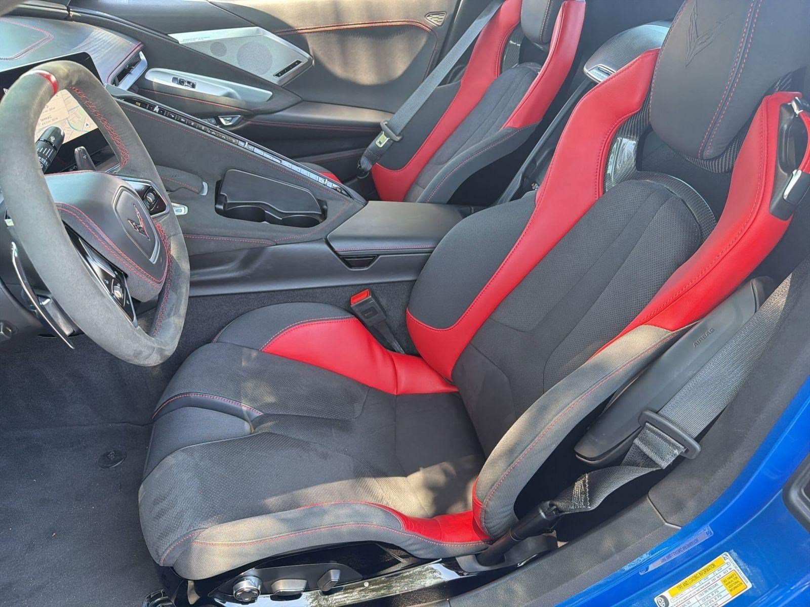 Certified 2025 Chevrolet Corvette Stingray Premium Conv w/ Z51 Performance Package RWD image 5