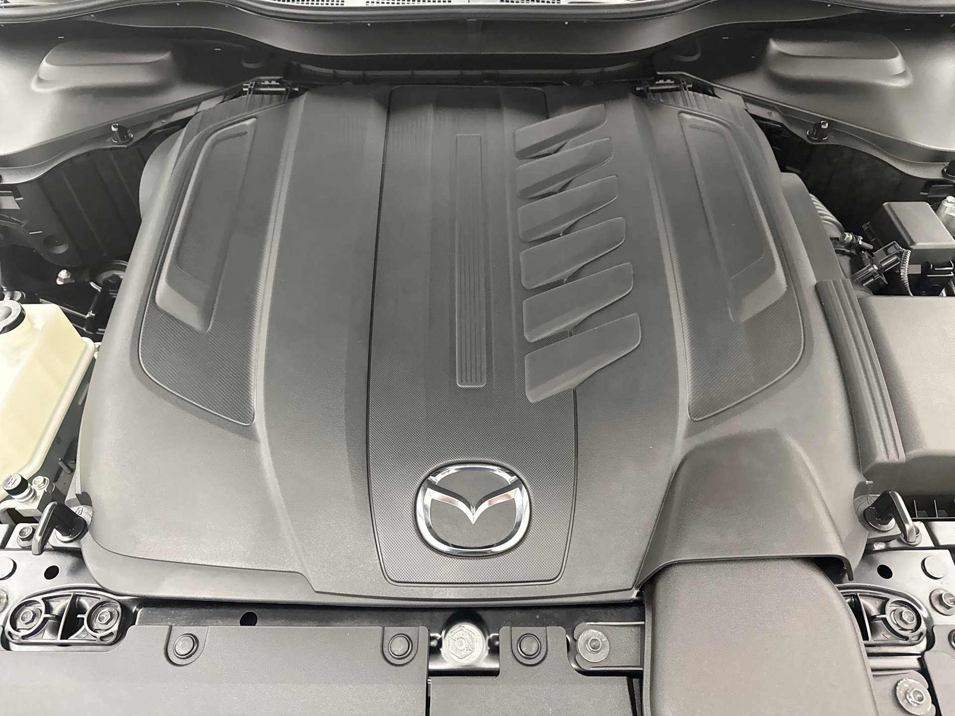 Used 2024 MAZDA CX-90 3.3 Turbo w/ Preferred Plus AWD/4WD image 28