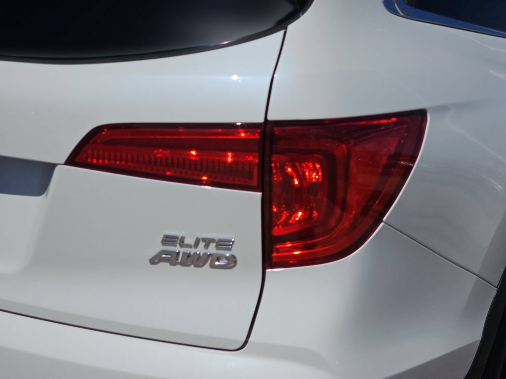 Used 2017 Honda Pilot Elite image 42
