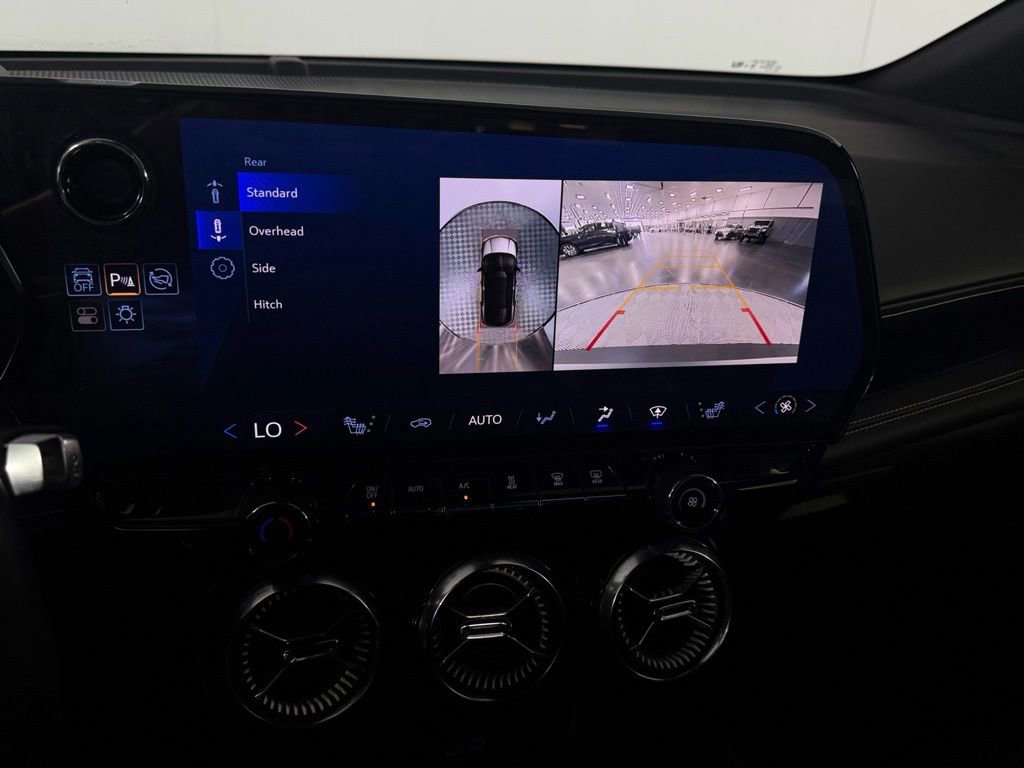 Used 2024 Chevrolet Blazer EV LT image 19