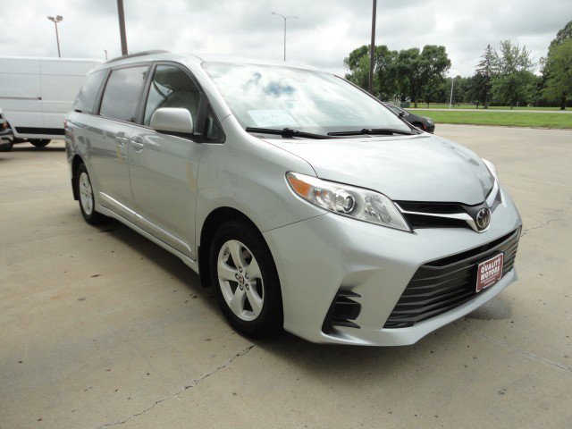 Used 2020 Toyota Sienna LE image 20