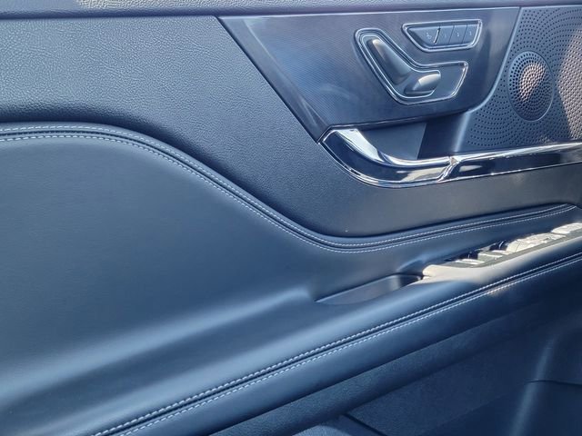 Certified 2023 Lincoln Corsair AWD w/ Equipment Group 101A image 37