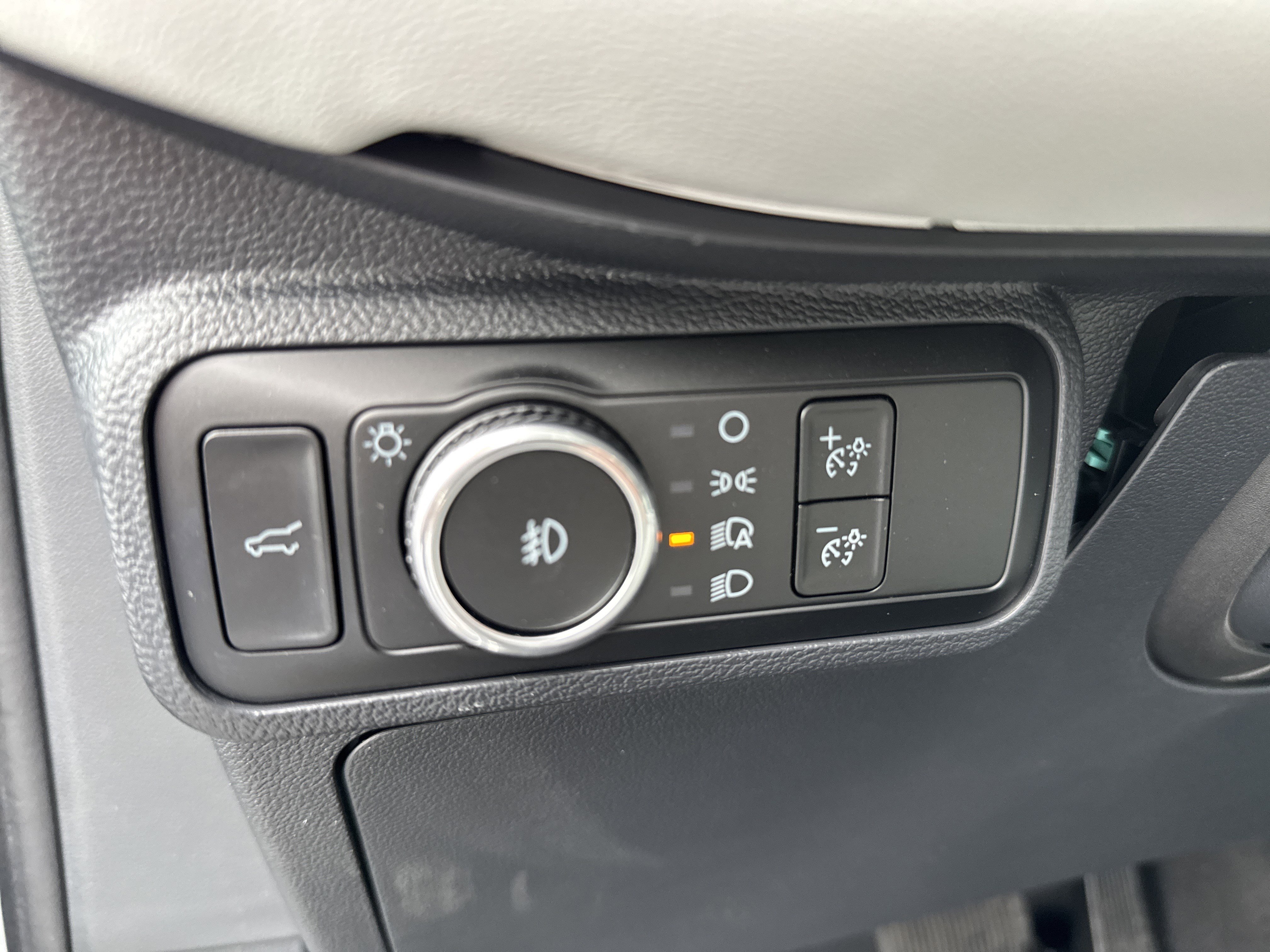 Used 2025 Ford Explorer Platinum w/ Ultimate Package image 30