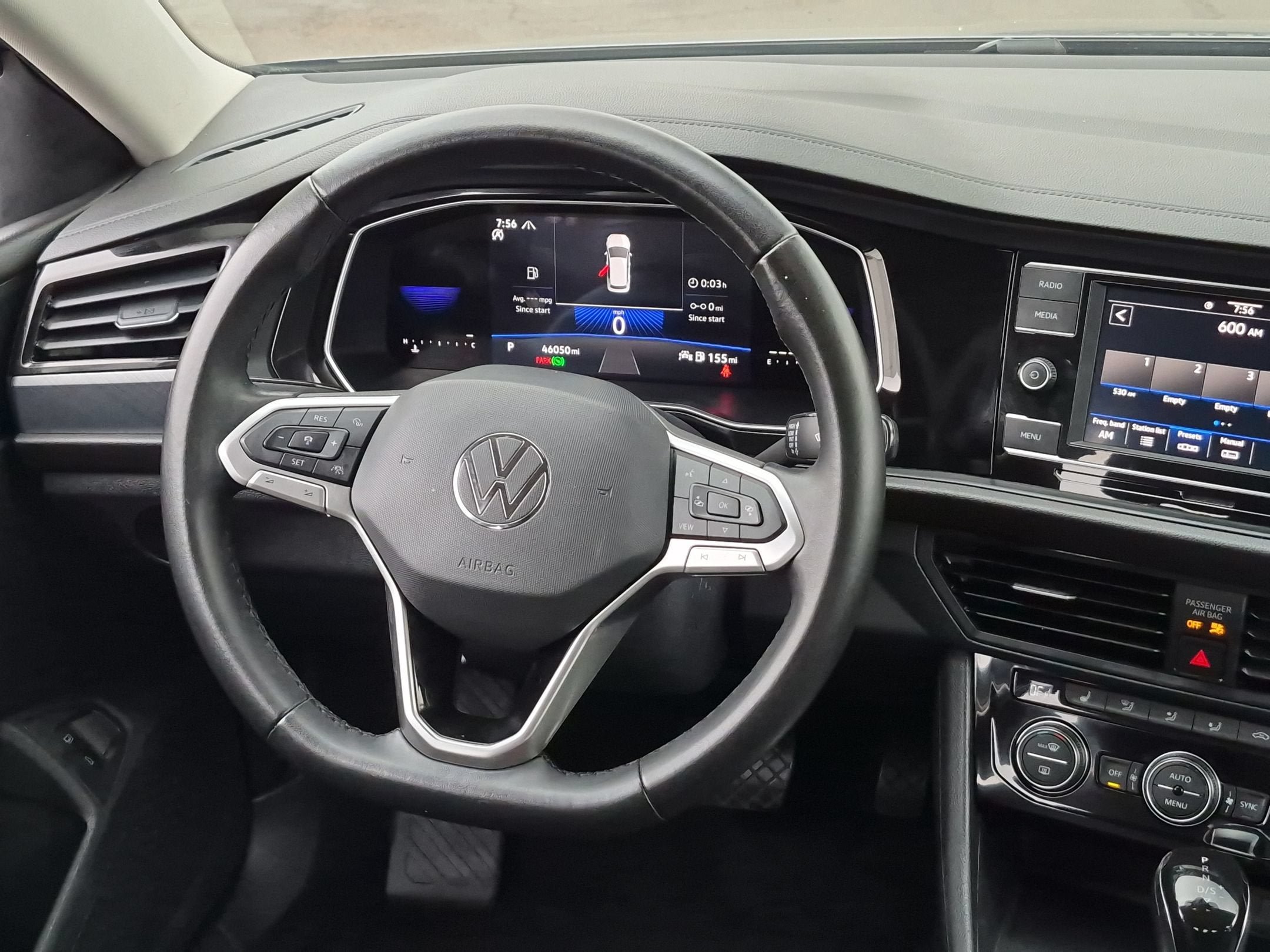 Used 2024 Volkswagen Jetta SE FWD image 11