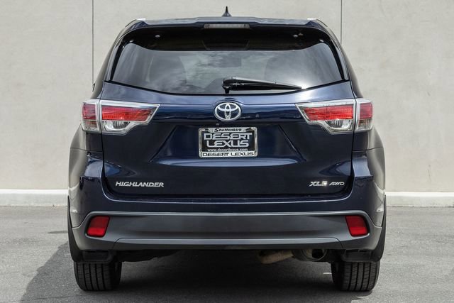 Used 2014 Toyota Highlander XLE image 4