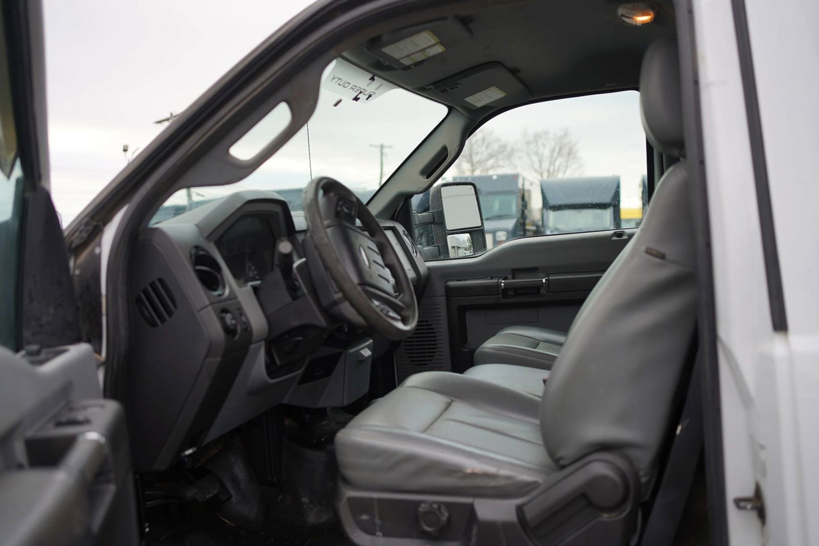 Used 2020 Ford F550 4x4 Regular Cab Super Duty w/ Power Equipment Group image 9