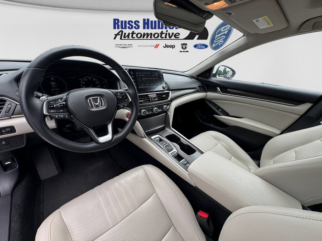 Used 2019 Honda Accord Touring image 18