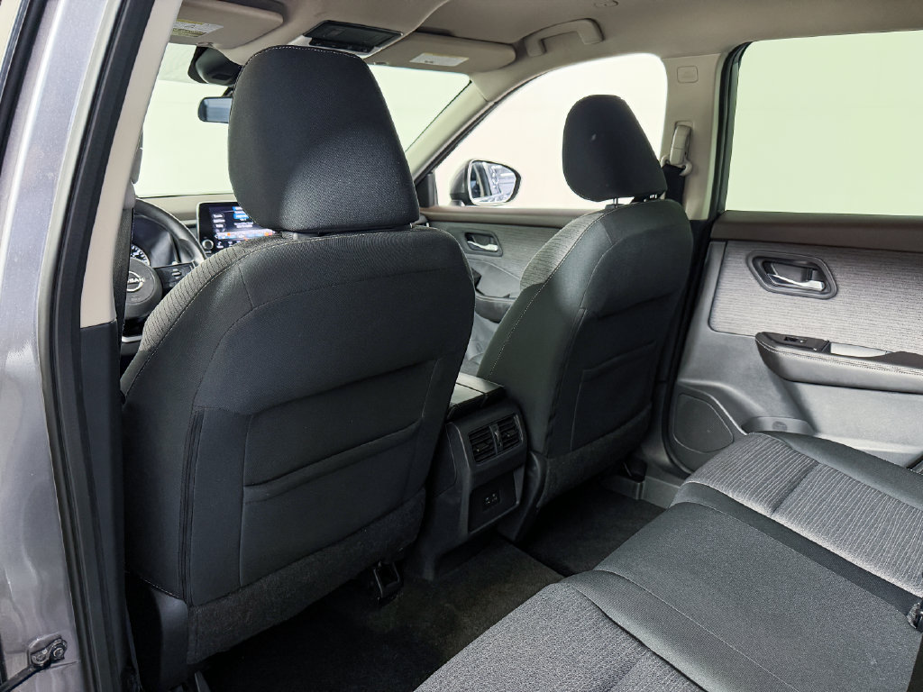 Certified 2022 Nissan Rogue SV FWD image 41