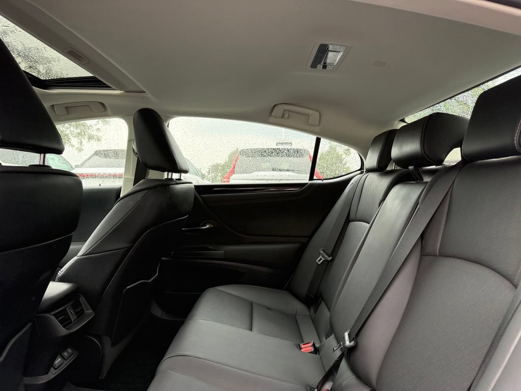 Used 2021 Lexus ES 350 w/ Premium Package FWD image 14