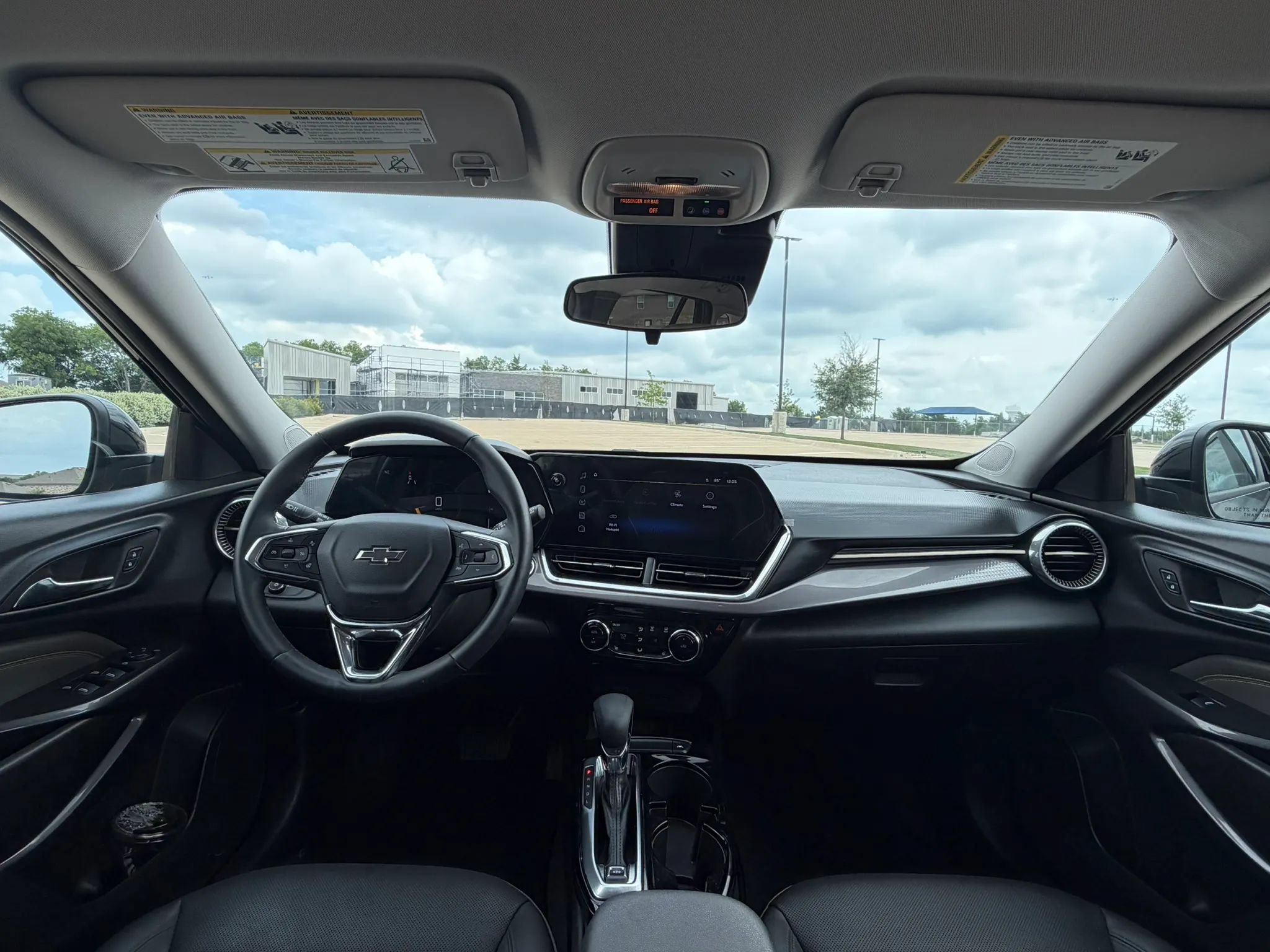 Used 2026 Chevrolet Trax ACTIV FWD image 9