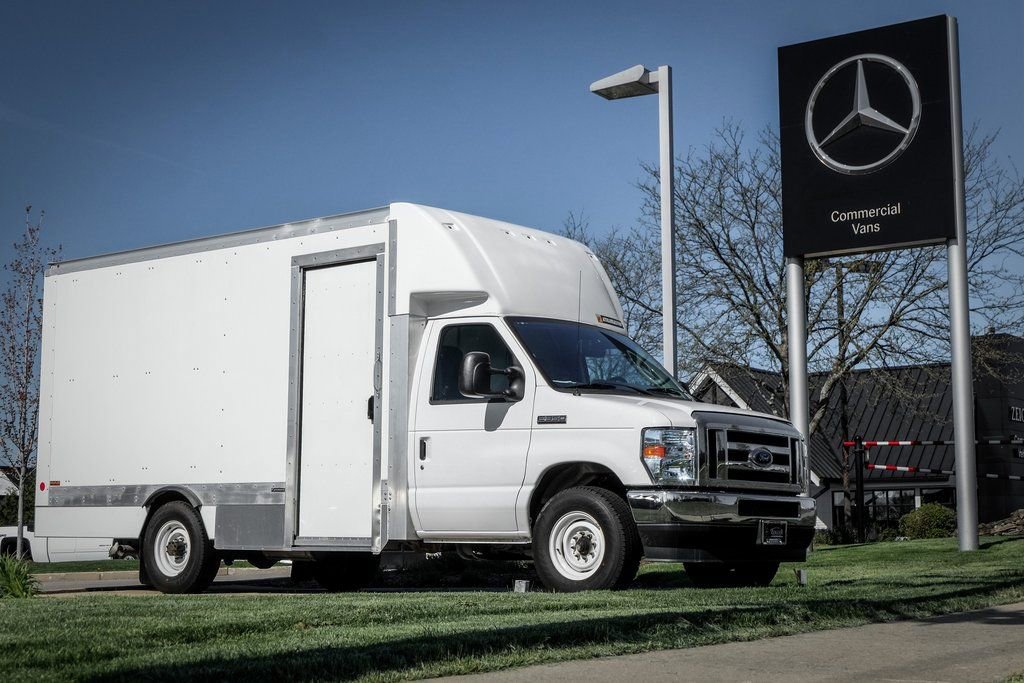 Used 2025 Mercedes-Benz Sprinter 2500 image 34