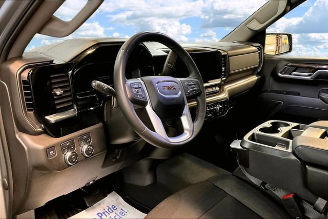 Used 2024 GMC Sierra 1500 Elevation image 17