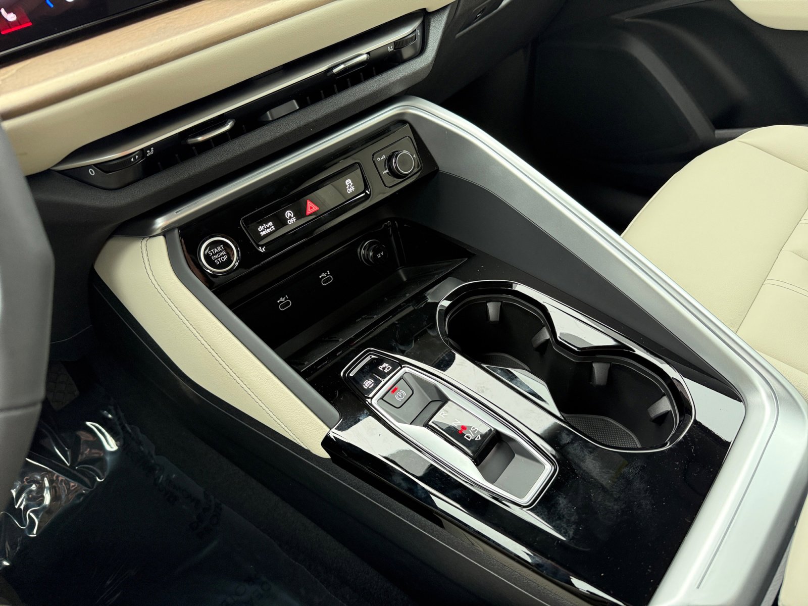 New 2025 Audi Q5 Premium AWD/4WD image 13