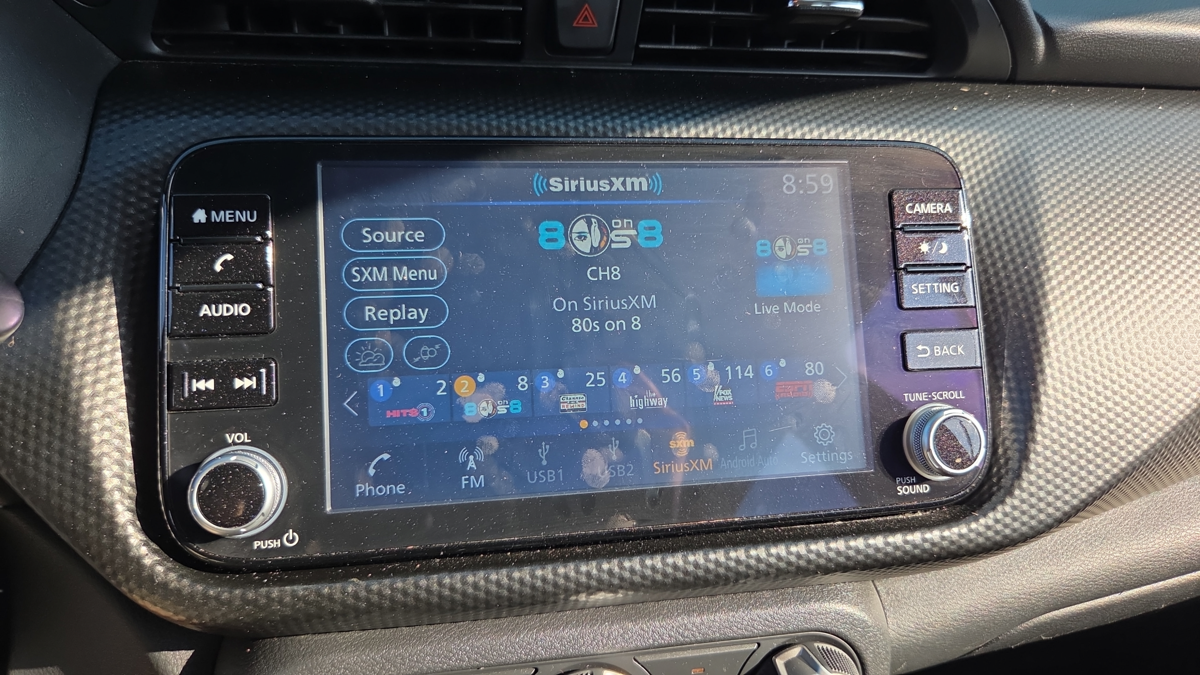 Used 2023 Nissan Kicks SV FWD image 18