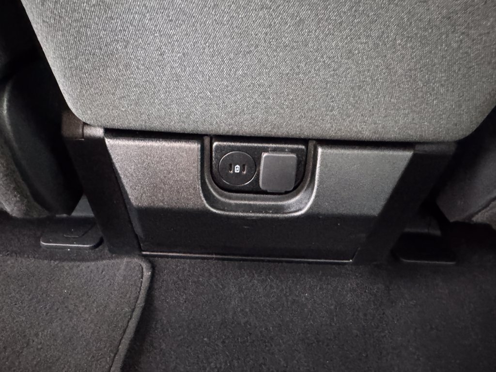 Used 2025 Ford F150 XLT w/ Equipment Group 301A Standard AWD/4WD image 40