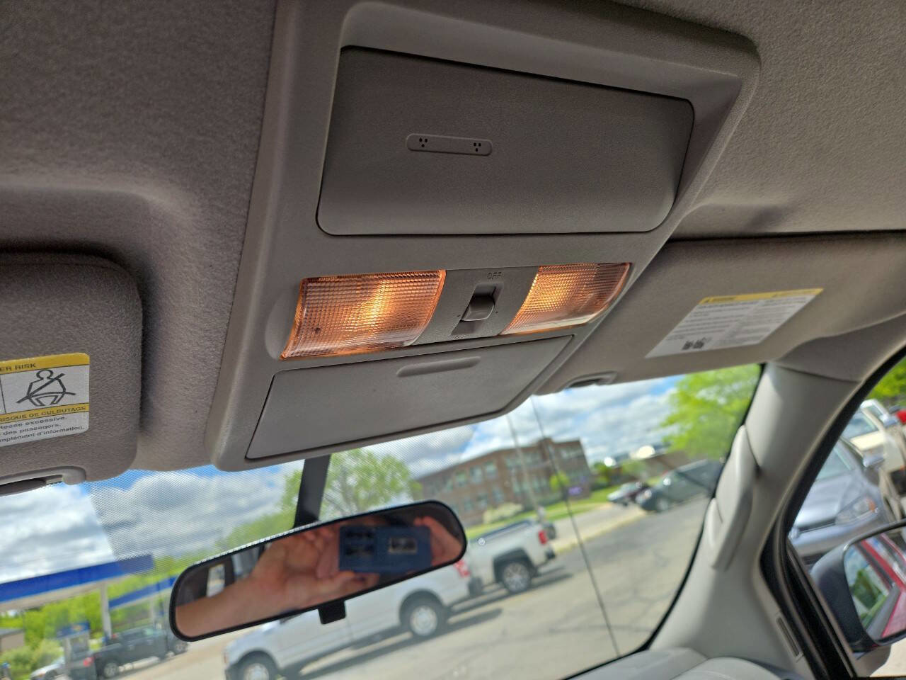 Used 2019 Nissan Frontier SV image 22