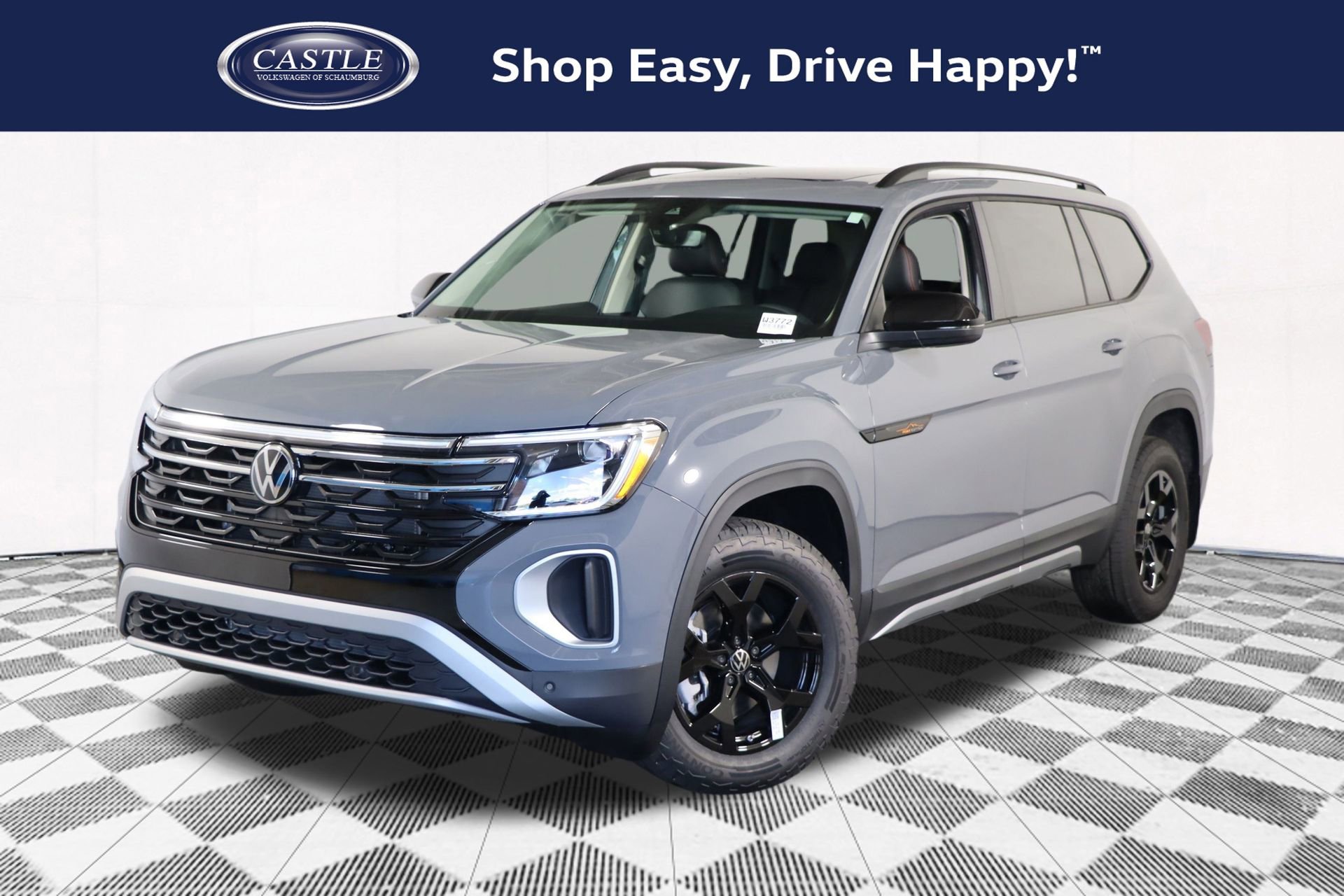 Used 2025 Volkswagen Atlas Peak Edition SE image 1