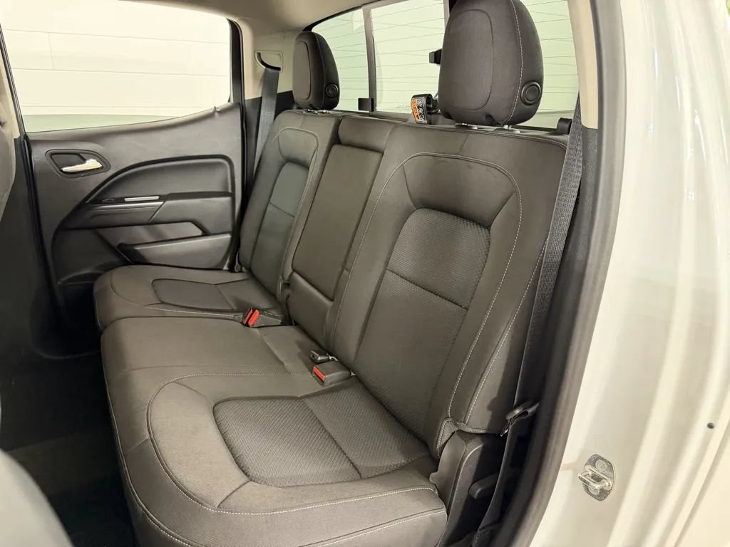Used 2015 Chevrolet Colorado LT w/ LT Convenience Package AWD/4WD image 26