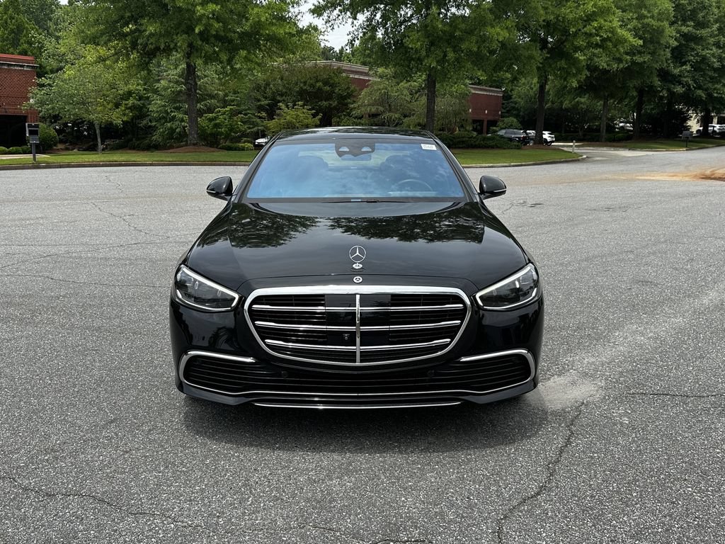 Certified 2025 Mercedes-Benz S 580 4MATIC Sedan image 3