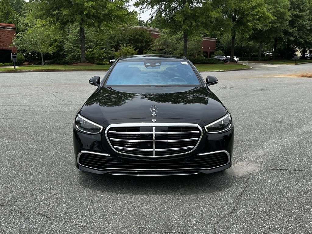 Certified 2025 Mercedes-Benz S 580 4MATIC Sedan image 3