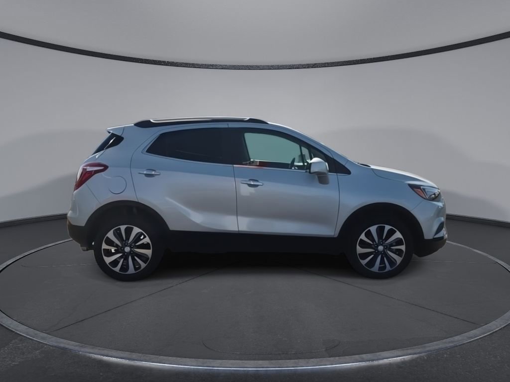 Certified 2022 Buick Encore Preferred w/ Safety Package image 9