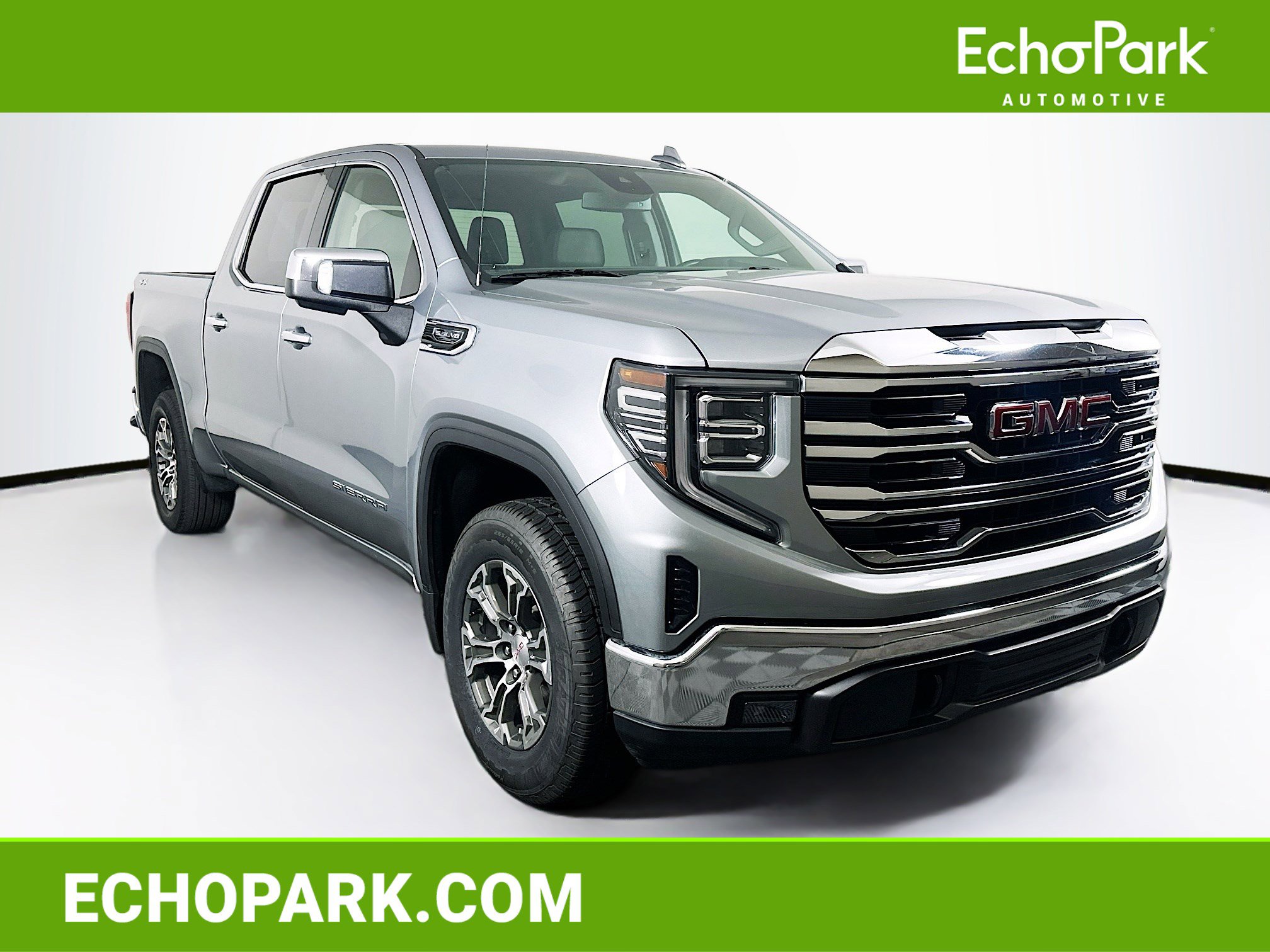 Used 2025 GMC Sierra 1500 SLT AWD/4WD image 1