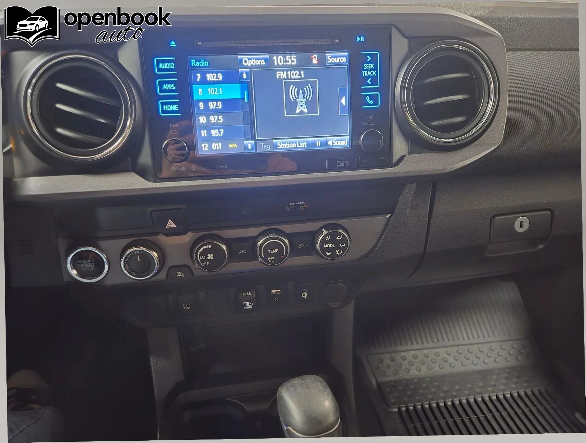 Used 2019 Toyota Tacoma TRD Sport AWD/4WD image 12